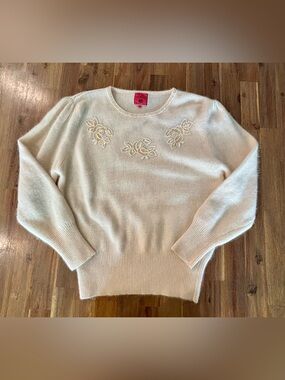 Fuego Cream Crewneck Sweater with Floral Appliqué